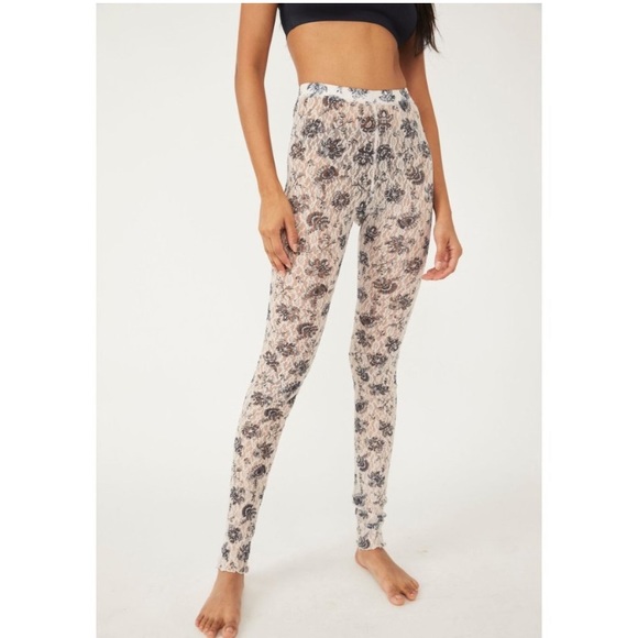 NWT Free People Layered in Lace Leggings - Picture 1 of 5